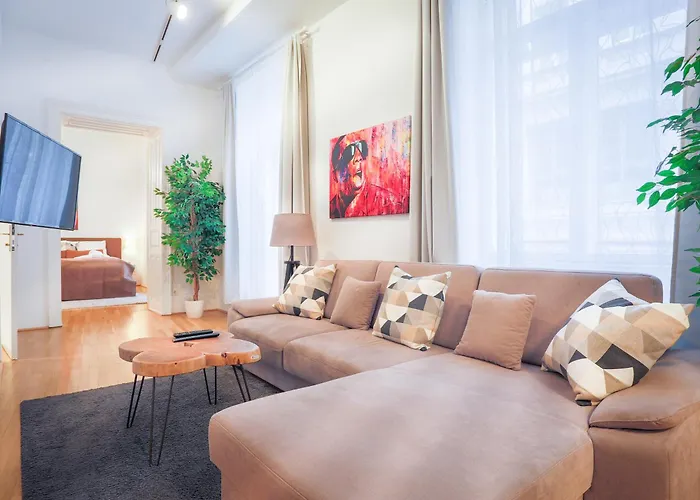 Super Two-bedroom Center - 1 Min Walk To St Stephens Cathedral Viena